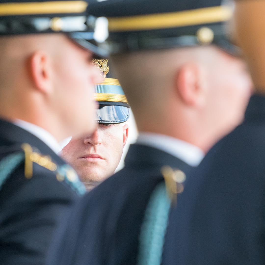 With @usarmyoldguard Charlie Company today in Section 71 
#Arlington⠀
#ArlingtonMedia⠀
#ArlingtonCemetery⠀
#ArlingtonNationalCemetery⠀