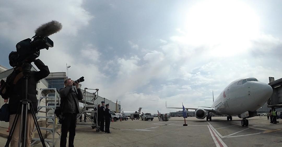 Covering a US Air Force dignified transfer at National Airport 
#Arlington⠀
#ArlingtonMedia⠀
#ArlingtonCemetery⠀
#ArlingtonNationalCemetery⠀