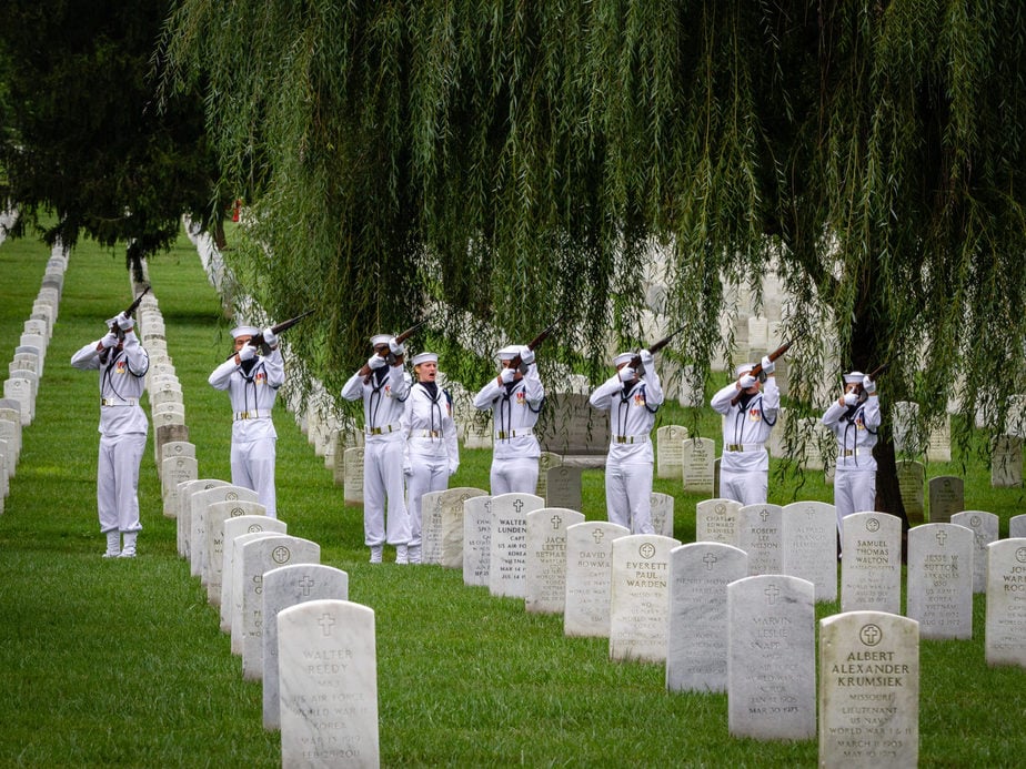 US Navy Firing Party in Section 12A Arlington National Cemetery | Arlington media, inc.
