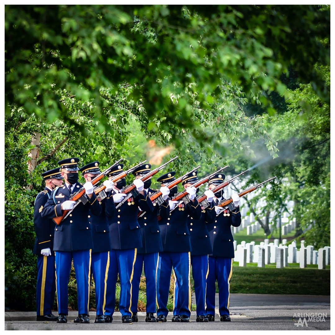 With the UsArmy 3d U.S. Infantry Regiment (The Old Guard)'s Bravo company's firing party near the Nimitz Shelter in the columbarium complex at Arlington National Cemetery