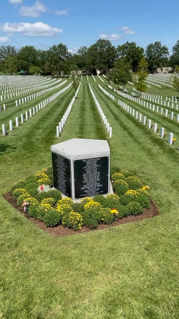 A few minutes around the Pentagon 9/11 memorial in section 64 of Arlington Cemetery