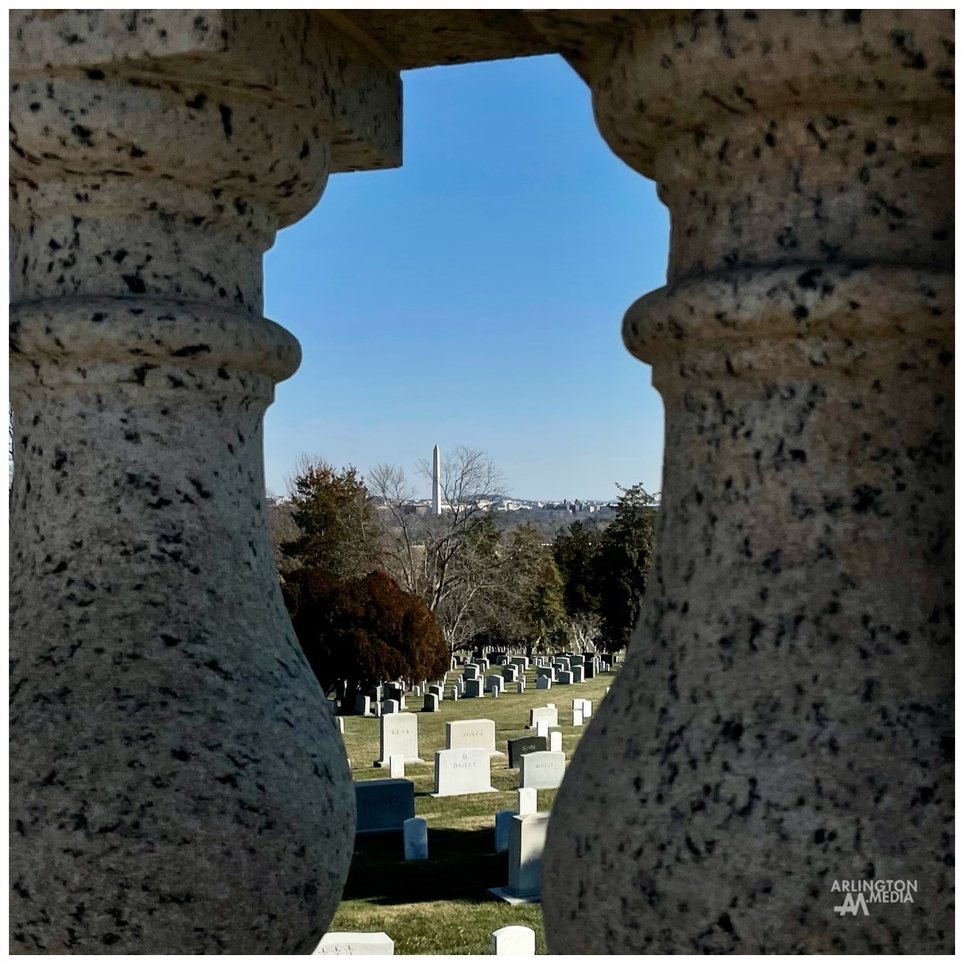 The Washington Monument framed through granite pillars in Arlington National Cemetery.

PC: @arlingtonmedia